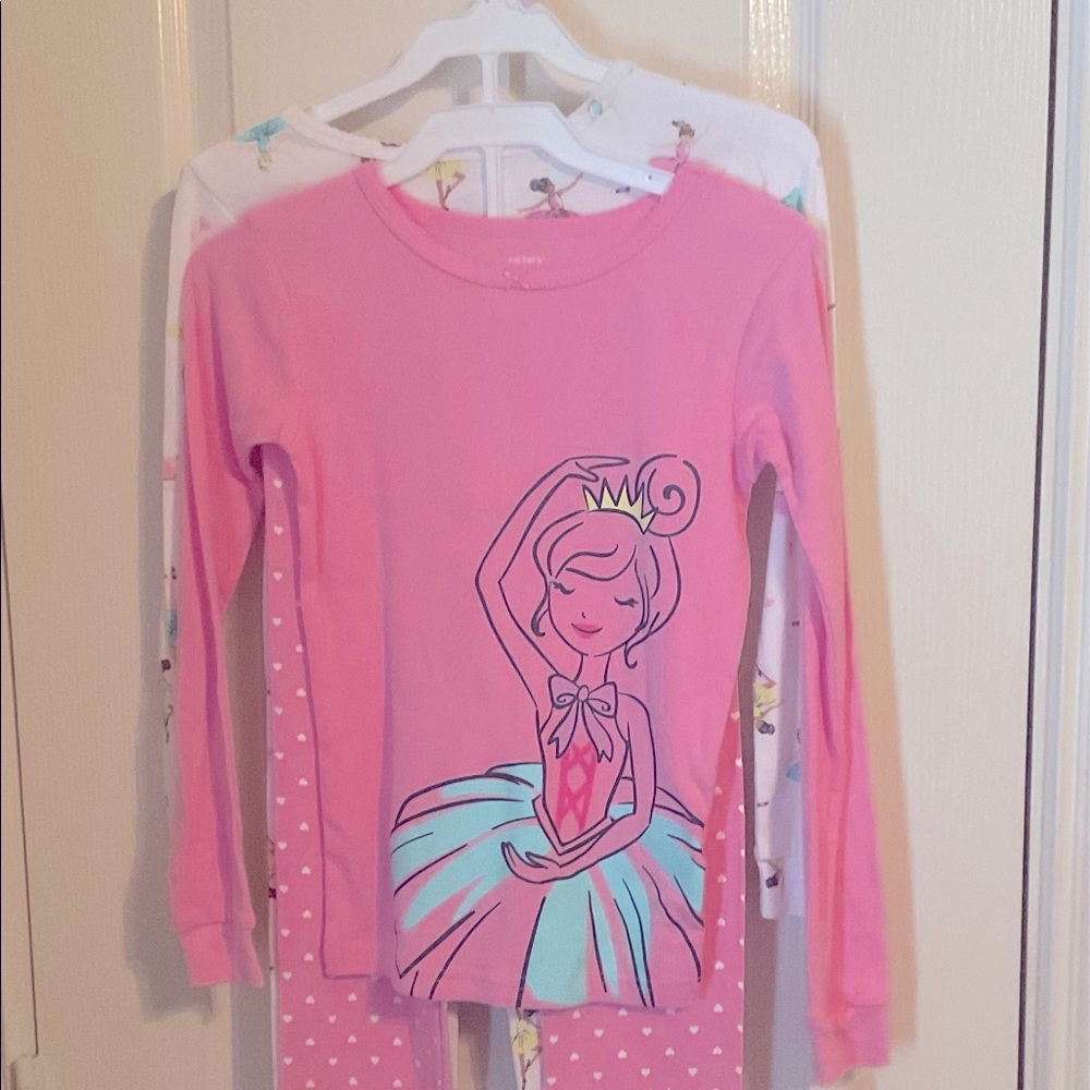 Carter’s girls pajama set